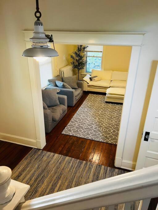 4 Bedroom Dc'S Best Location With Parking, Walk To Clarendon Metro, Shopping And Nightlife! Arlington Exterior photo