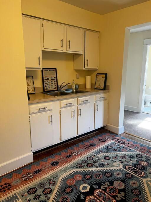4 Bedroom Dc'S Best Location With Parking, Walk To Clarendon Metro, Shopping And Nightlife! Arlington Exterior photo